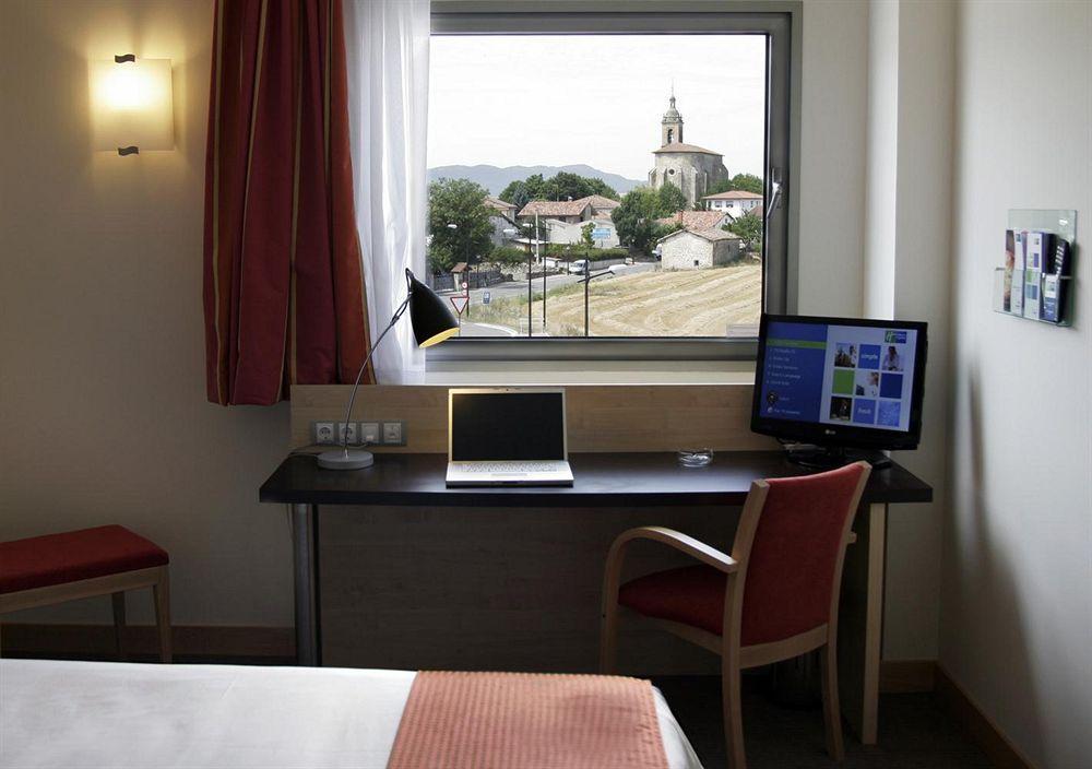 Holiday Inn Express Vitoria By Ihg Ruang foto