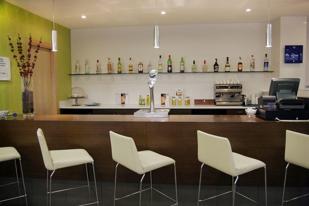 Holiday Inn Express Vitoria By Ihg Restoran foto