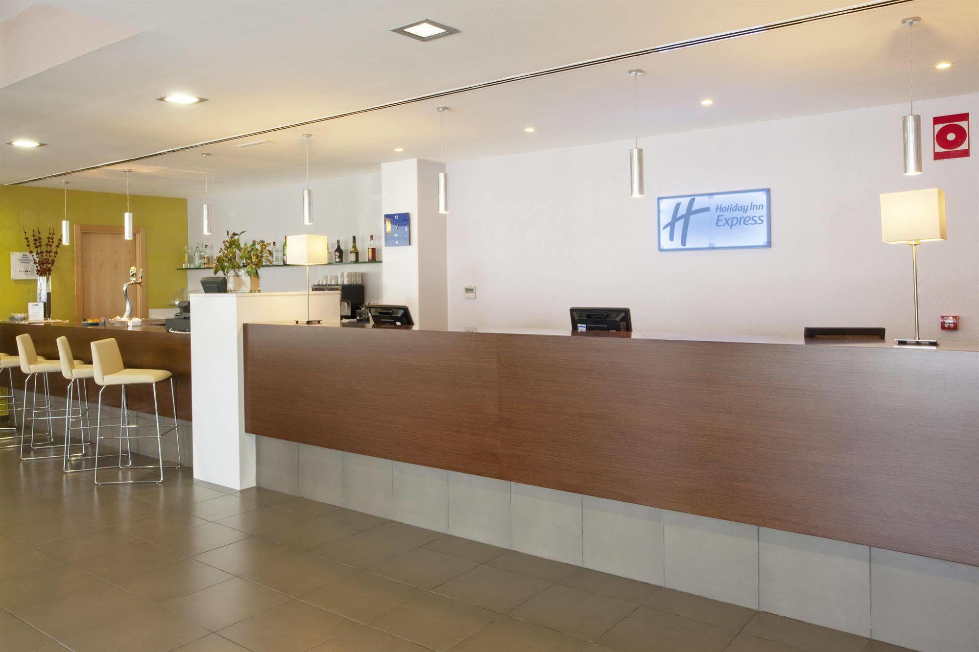 Holiday Inn Express Vitoria By Ihg Interior foto